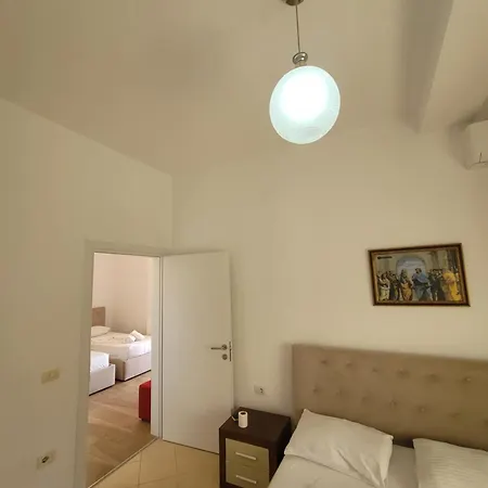 Avocado * Sarandë